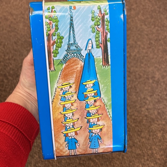 Madeline dolls lunchbox books DVD LOT - Picture 6 of 15